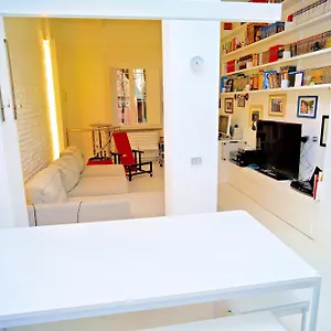 Apartamento Elegant And Modern Loft In Medieval, Bolonia