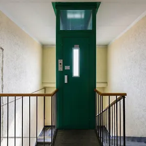 Primopiano - Schiaparelli B Flat , Milán Italia